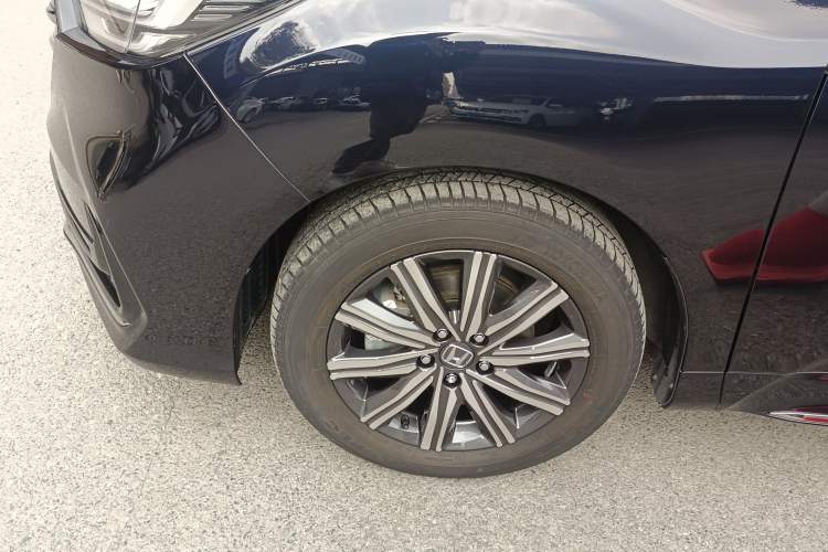 Used Honda Odyssey 2024 2.0L eHEV Sharp & Smart Edition
