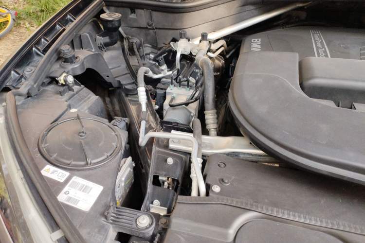 Used BMW X5 2015 xDrive28i
