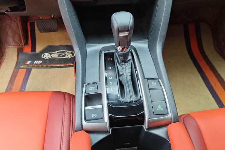 Used Honda Civic 2021 HATCHBACK 220TURBO CVT New Trendsetter
