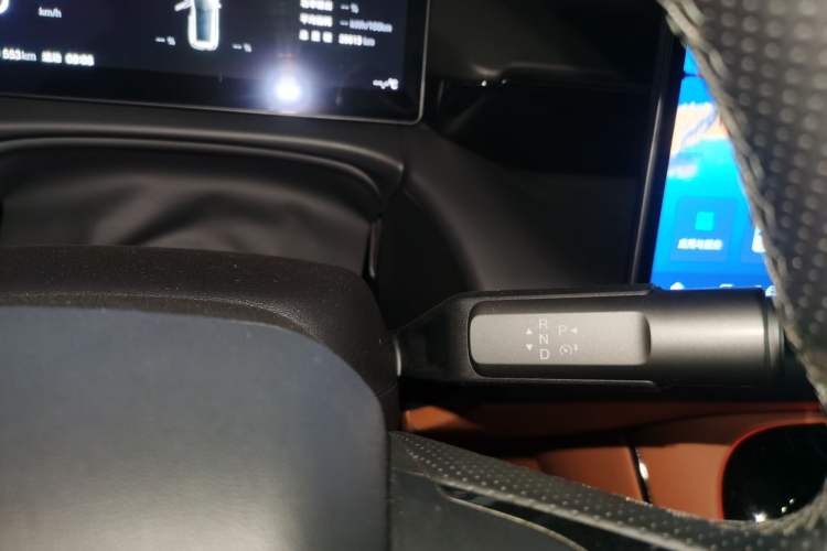 Used AION V 2024 Aion Tyrannosaurus 650 LiDAR Edition
