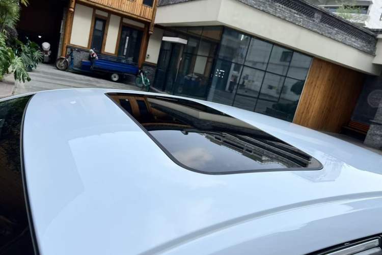 Used Geely Auto Emgrand 2022 4th Generation 1.5L CVT Flagship Model
