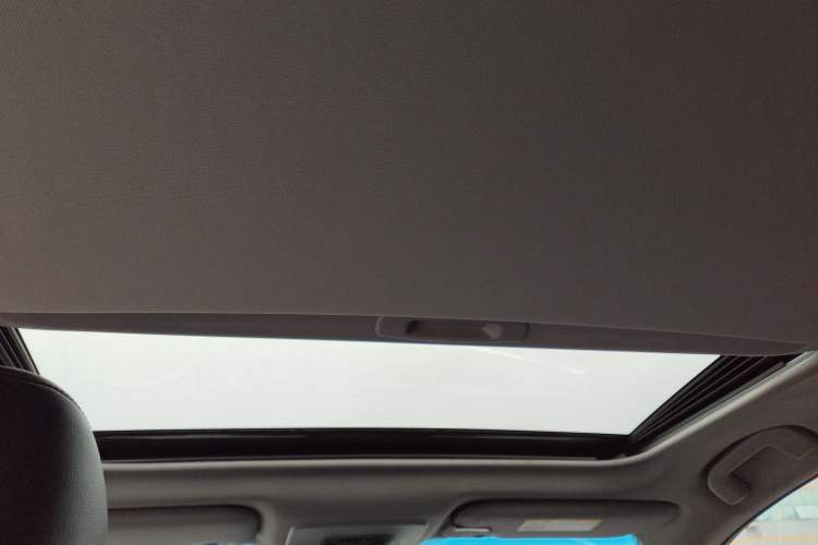 Used Toyota Camry 2019 Revised Version 2.0G Luxury Edition
