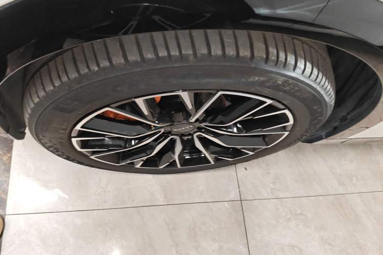 Used Zeekr 7X 2025 100kWh Long-Range All-Wheel Drive Intelligent Driving Version