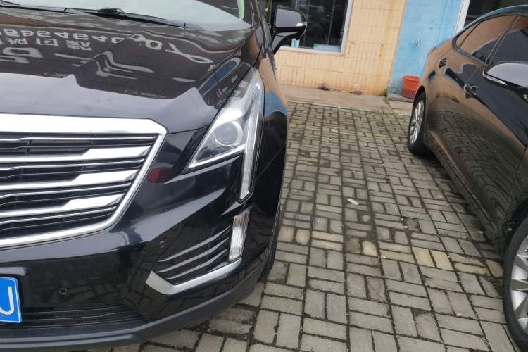 Used Cadillac XT5 2018 25T Luxury Model
