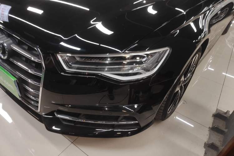 Used Audi A6L 2018 30th Anniversary Edition 45 TFSI quattro Luxury Model
