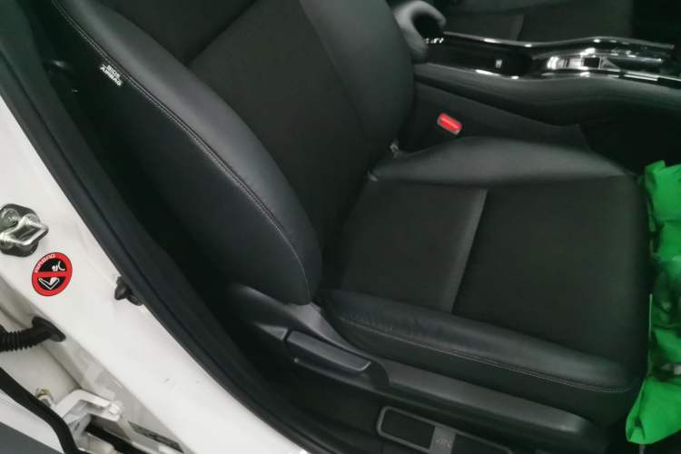 Used Honda Vezel 2020 1.5L CVT Pioneer Edition
