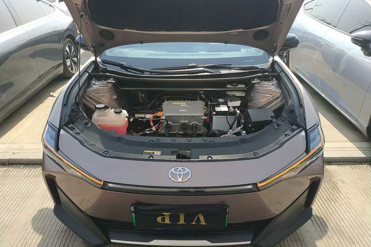 Used Toyota bZ3 2023 616 km Long-Range Premium