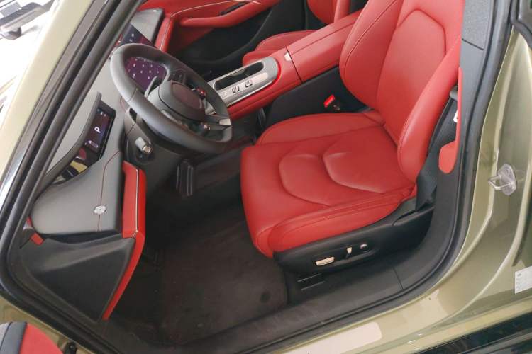 Used Xiaomi Auto SU7 2024 Rear-Drive Long-Range Intelligent Driving Version