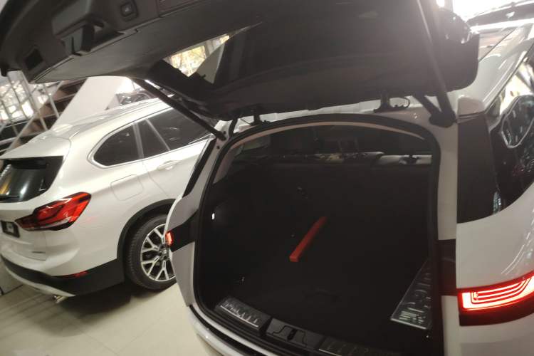 Used Land Rover Range Rover Evoque 2022 Facelifted Aurora L 249 PS R-Dynamic Luxury Edition