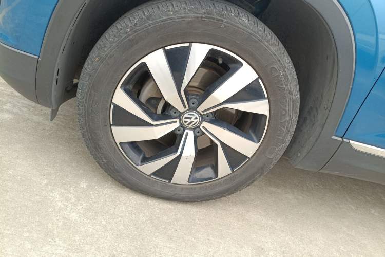 Used Volkswagen Tayron 2019 330TSI Two-Wheel Drive Luxury Model China VI Standard
