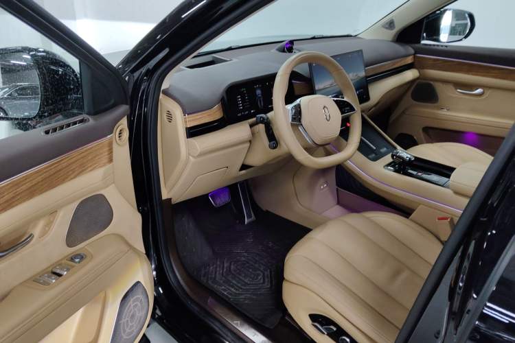 Used Hima AITO M7 2024 1.5T Intelligent Driving 4WD Pro Edition 6 Seats
