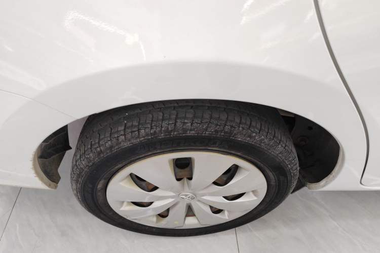 Used Toyota YARiS L 2017 1.5E CVT Dynamic Edition