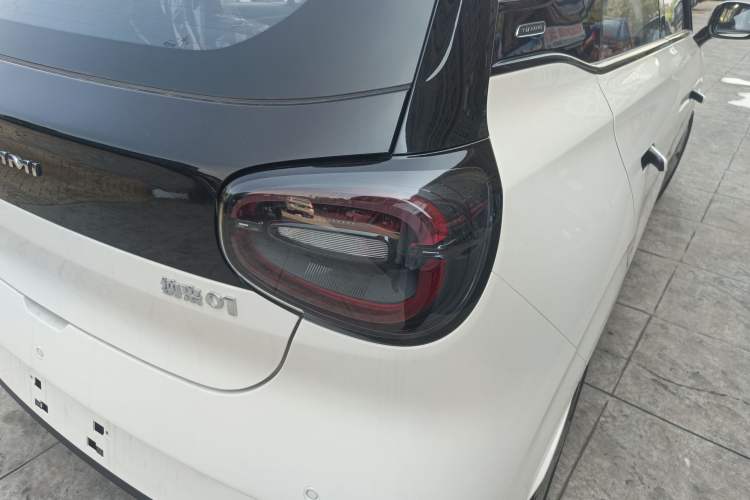 Used Dongfeng NAMMI 01 2024 New Edition 330 Plus Smart+
