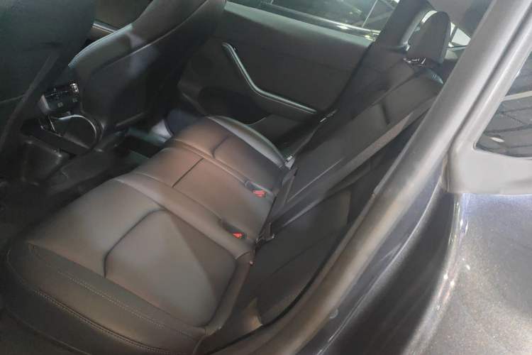 Used Tesla Model Y 2024 Long-Range All-Wheel-Drive Version