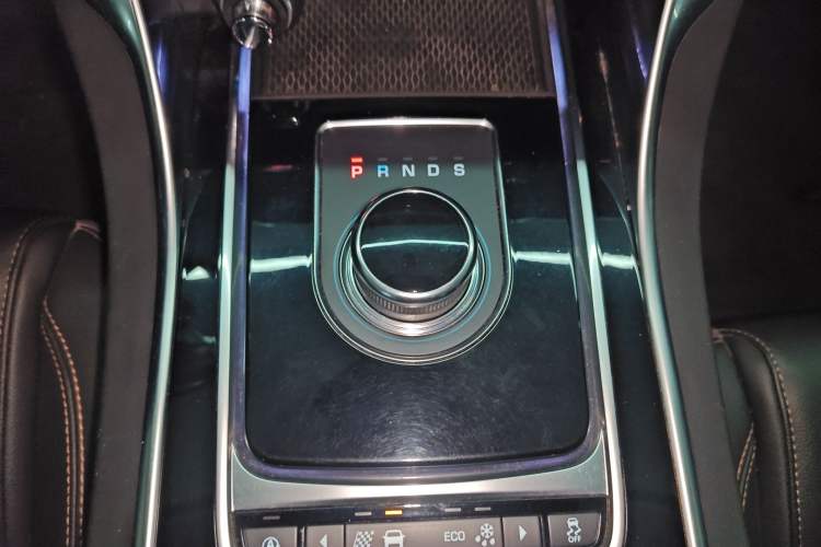 Used Jaguar XEL 2019 2.0T 200 PS Deluxe Edition
