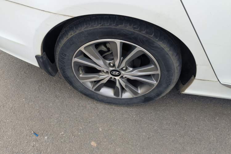 Used Hyundai Sonata 2015 Classic 2.0L Automatic Luxury Edition
