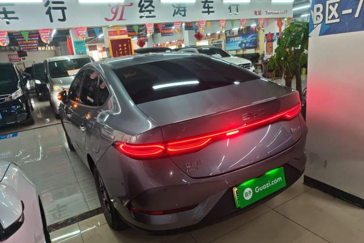 Used BYD Qin PLUS 2025 DM-i Smart Drive 55KM Leading Model
