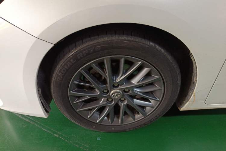 Used Lexus ES 2017 200 30th Anniversary Edition