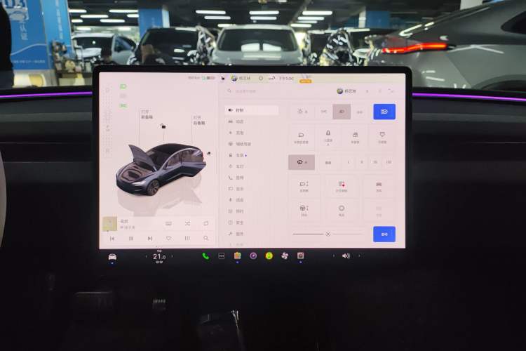 Used Tesla Model 3 2025 Rear-Wheel-Drive Version
