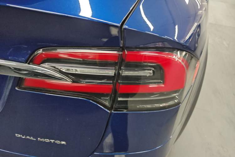 Used Tesla Model X 2019 Long-Range Version
