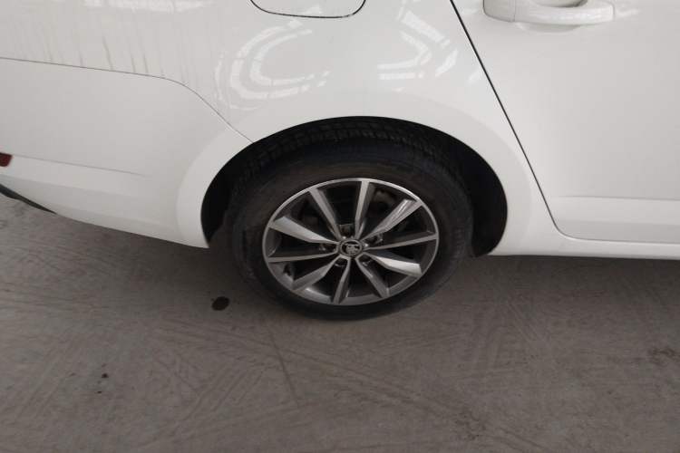 Used Skoda Octavia 2019 1.5L Automatic Comfort Edition
