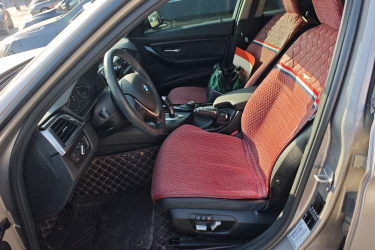 Used BMW 3 Series 2017 318i Fashion Model
