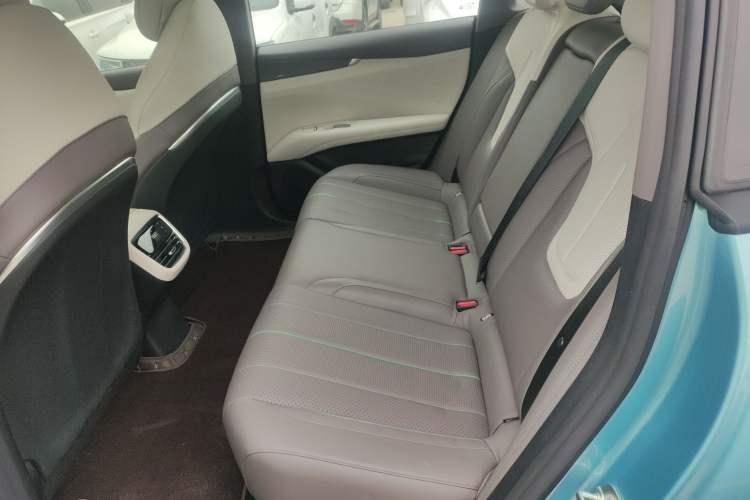 Used  L07 2024 230Max Qiankun Intelligent Driving ADS SE Range-Extended Version
