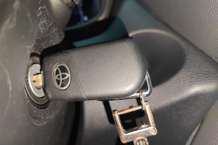 Used Toyota FRONTLANDER 2023 2.0L CVT Elite Edition
