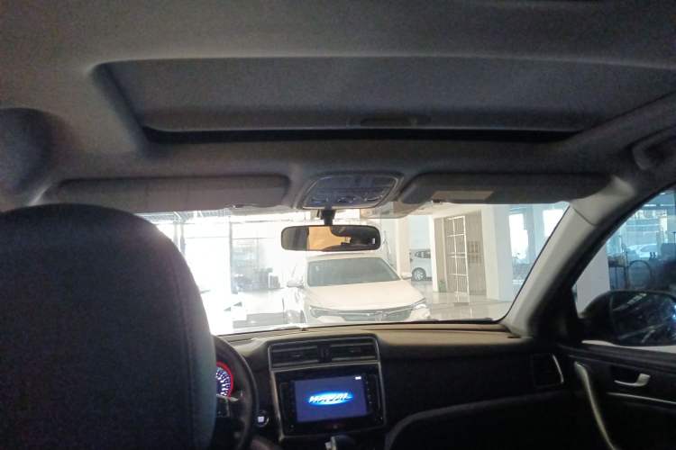 Used Haval M6 2018 1.5T DCT Two-Wheel Drive Elite Model
