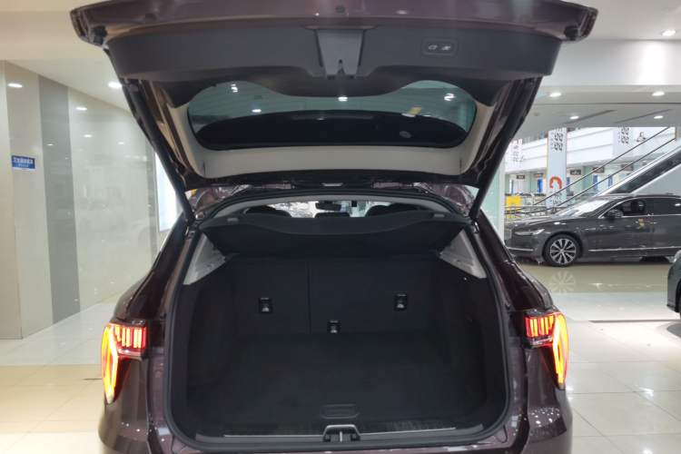 Used Lynk & Co 01 2017 2.0T Two-Wheel Drive Pro Edition
