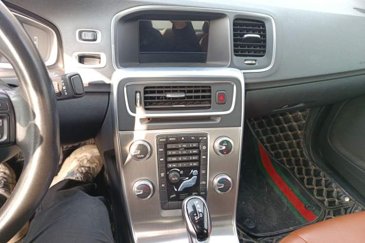 Used Volvo S60 2018 S60L T3 Smart Progress Edition