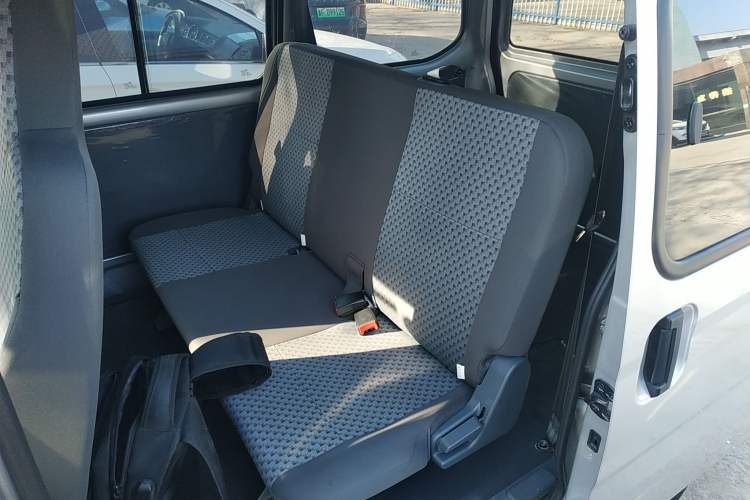 Used Wuling Zhiguang 2023 1.5L Practical Version 5/7 Seats
