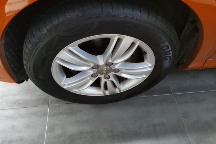 Used Audi Q3 2015 30 TFSI Comfort Model
