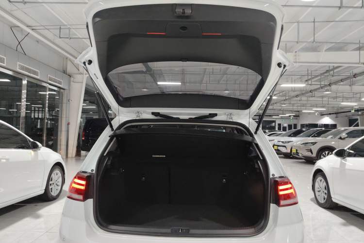 Used Volkswagen Golf 2019 280TSI DSG Comfort Version China V Standard
