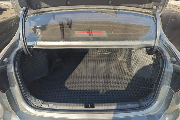 Used Geely Auto Emgrand 2025 4th Generation 1.5L CVT Longteng Edition