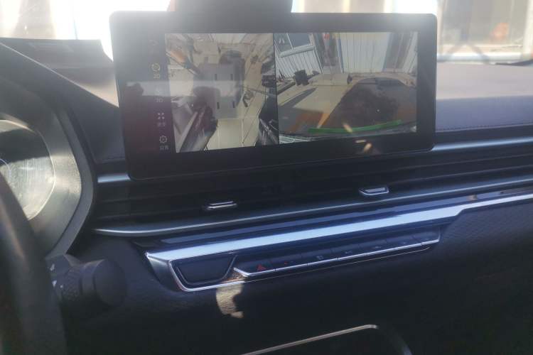 Used Geely Auto Emgrand 2022 4th Generation 1.5L Manual Luxury Model
