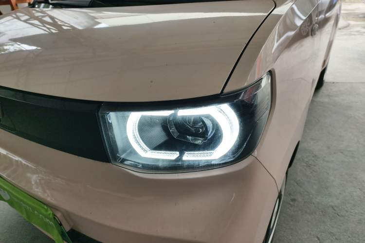 Used Wuling Hongguang MINIEV 2021 Macaron Premium Model – Lithium-NMC