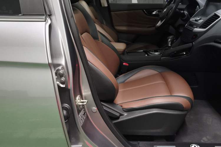 Used Dongfeng Aeolus AX7 2018 1.6T Automatic Luxury Special Edition