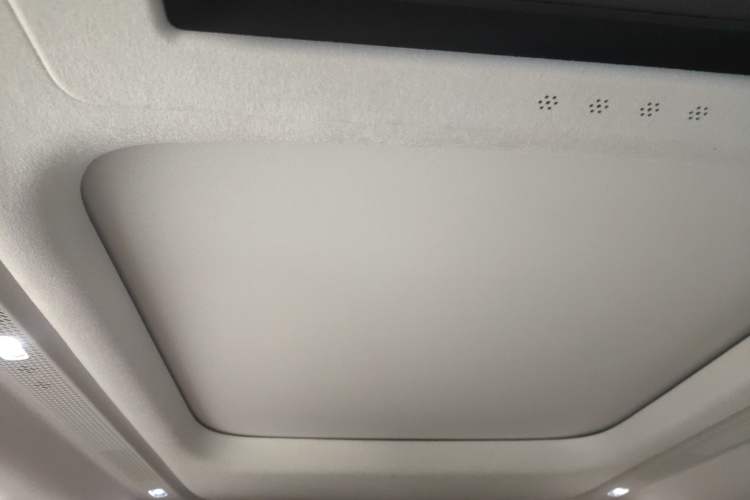 Used XPeng X9 2025 740 Ultra-Long Range Max
