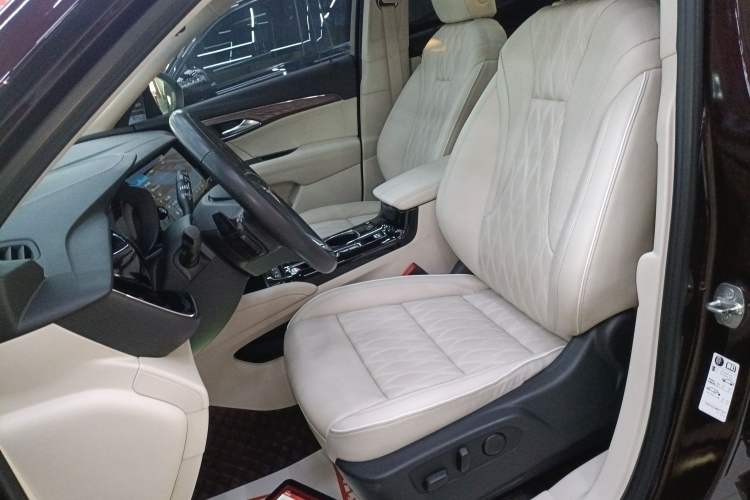 Used Buick Envision 2020 Encore S 652T All-Wheel-Drive Avenir
