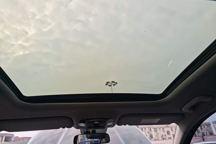 Used Hyundai Santa Fe 2023 Traveler 380T GDi Automatic Two-Wheel Drive GLX Elite Edition
