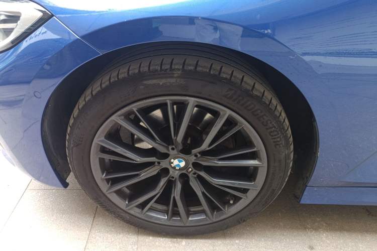 TDK.VehicleDetails.img