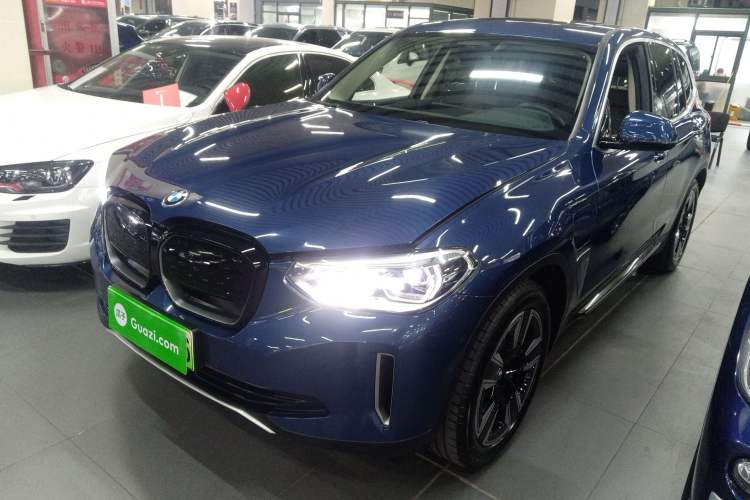 Used BMW iX3 2021 Updated Leading Edition
