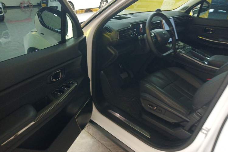 Used Nio ES8 2020 450 km Range 6-Seater Version
