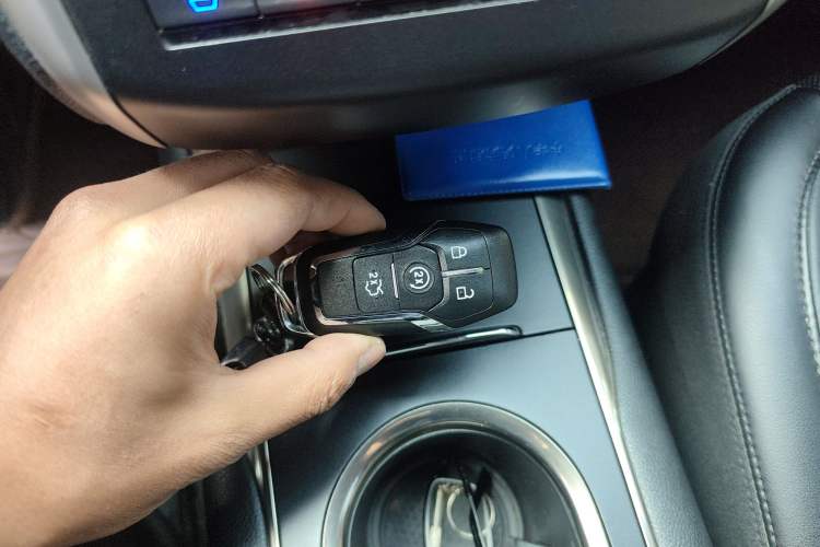 Used Lincoln MKC 2016 2.0T Four-Wheel Drive Luxury Edition