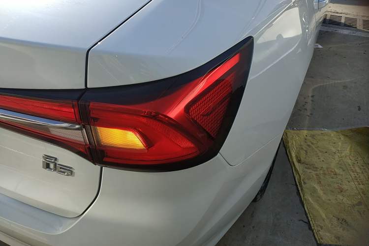 Used Roewe i5 2020 1.5L Manual 4G Connect Leehao Flagship Edition