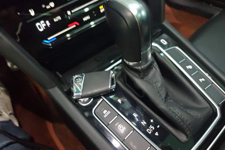 Used Volkswagen FAW-Volkswagen CC 2023 380TSI Striking Edition