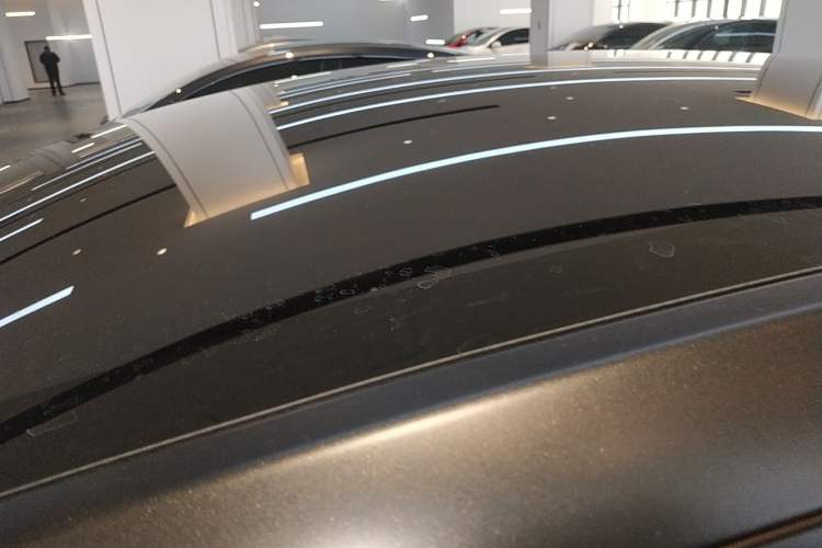 Used Tesla Model Y 2025 Rear-Wheel-Drive Version
