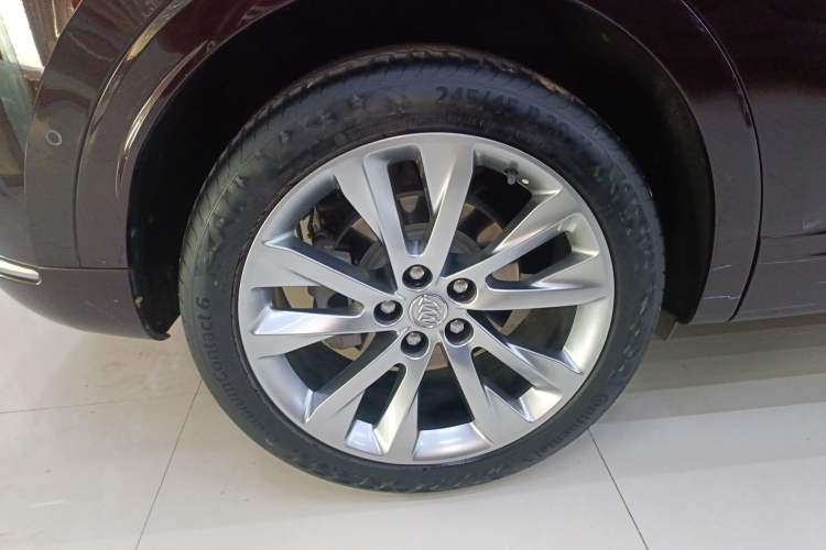 Used Buick Envision 2020 Encore S 652T All-Wheel-Drive Avenir
