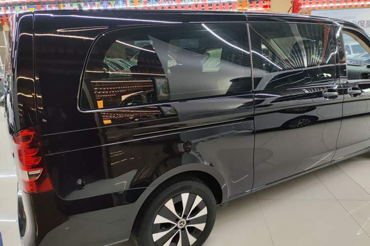 Used Mercedes-Benz Vito 2021 2.0T Elite Version 7 Seats
